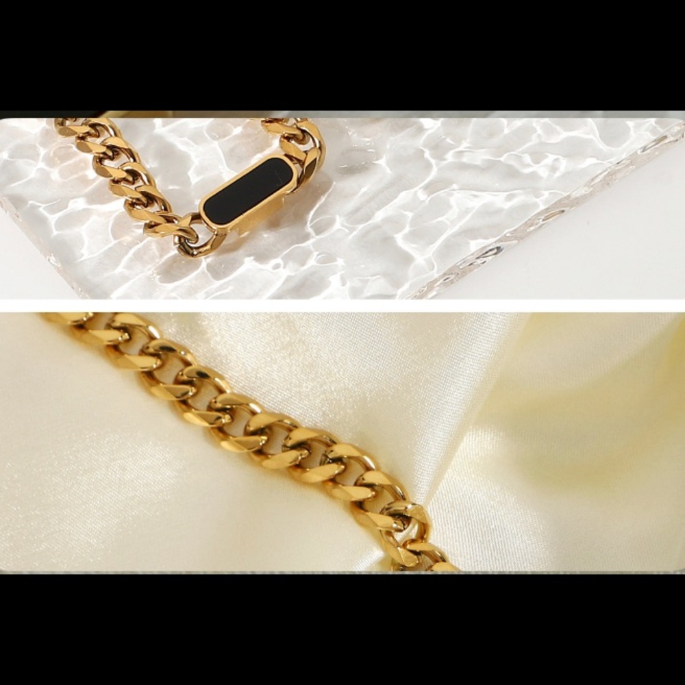 Cuban Malachite 18K Gold Plated Neckline